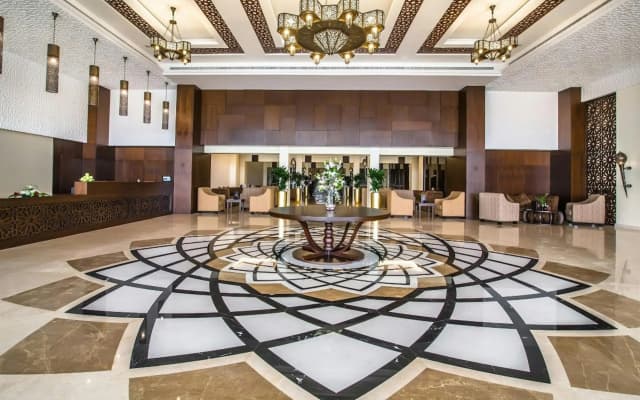 Western Hotel - Madinat Zayed - photo 2