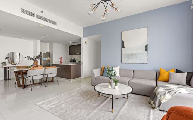 Silkhaus Chic 2BR in Horizon Tower Near Beach - photo 2