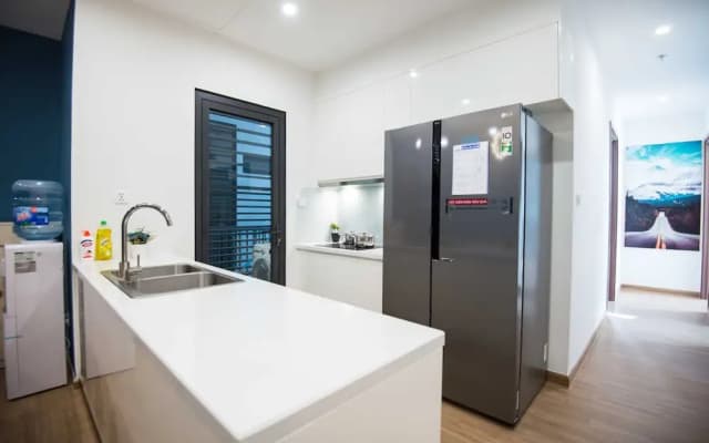 Bayhomes Skylake Serviced Apartment - photo 5