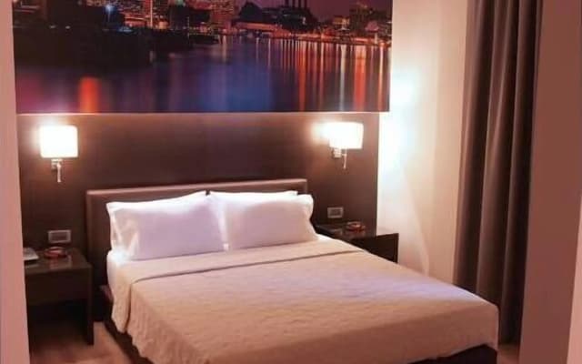 Athens City Hotel - photo 3