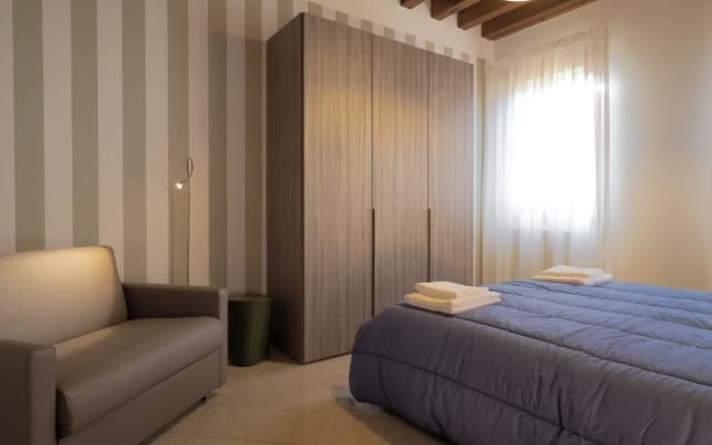 Venice Halldis Apartments - photo 2