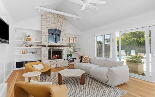 Luxury Cottage With Pool In Perfect Location - photo 3