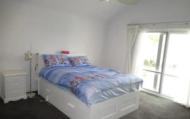 Seaside Spa Retreat - photo 3