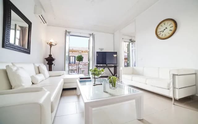 Watermelon - Platinum Apartment - photo 2