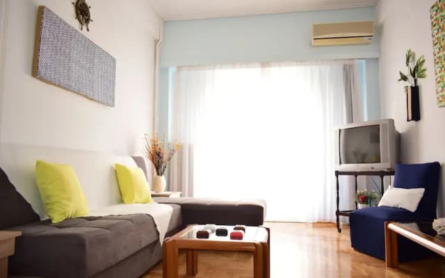 Apartment 6 min from City Center & Acropolis - photo 3