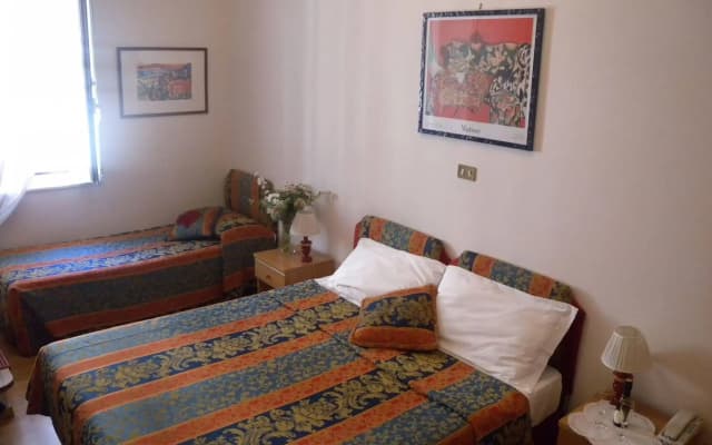 Hotel Margaret - photo 3