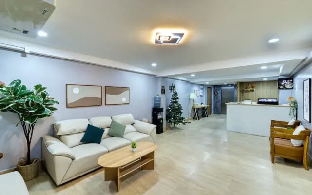 AB House - photo 2