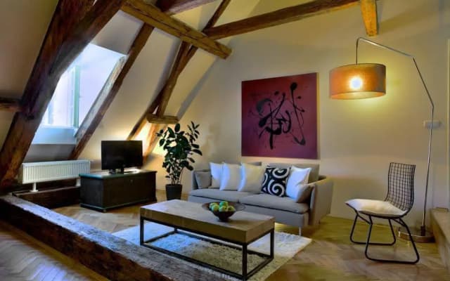 Lesser Town Square - Prague Apartments - photo 2