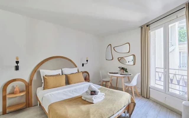 Modern Studio Montaigne Champs Elysees - photo 2