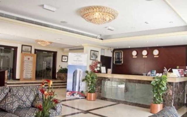 Regent Beach Resort - photo 2