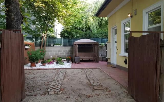 Brand New Garden Flat / Free Parking - photo 2