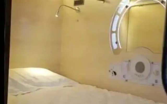 Sleep Cubee Hostel - photo 5