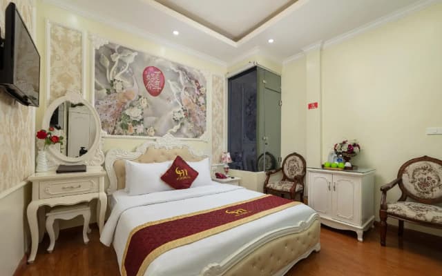 My Moon Hotel - photo 5