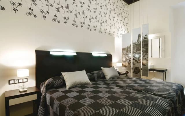 Alhambra Suites - photo 3