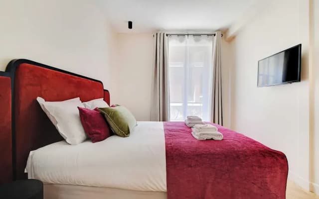 Charming Apartment - 1br/4p - Beaugrenelle - photo 2