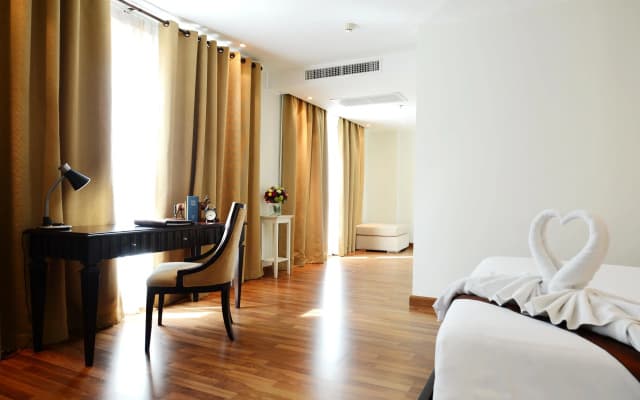 The Bless Hotel and Residence - photo 5