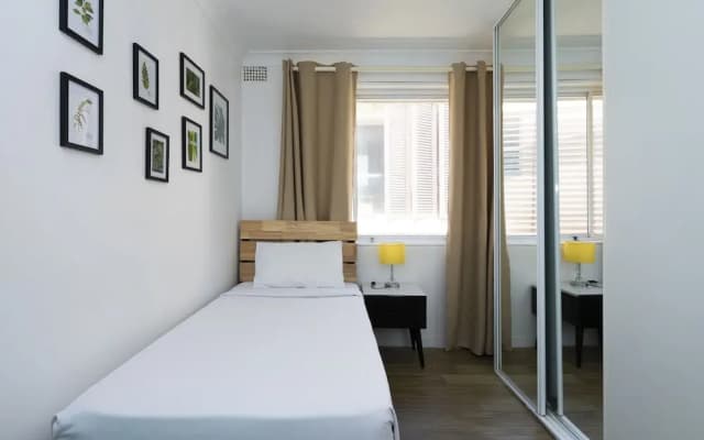 Manly Beachfront Apartment - photo 5