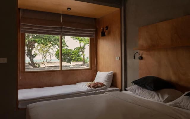 Escape Beach Resort - photo 5