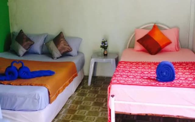 Unseen Bungalow - photo 4