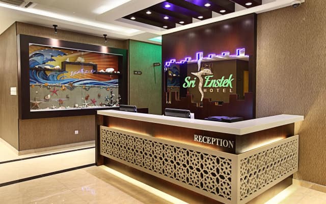 Sri Enstek Hotel - photo 2