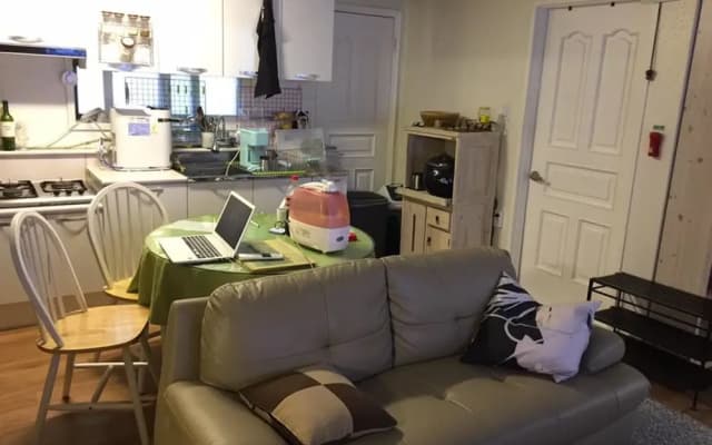 JOHNNY's House - photo 4