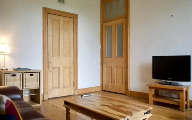 Bright 1 Bedroom Apartment At The Shore - photo 4