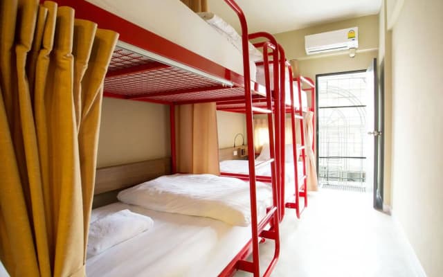 D Hostel Bangkok - photo 4