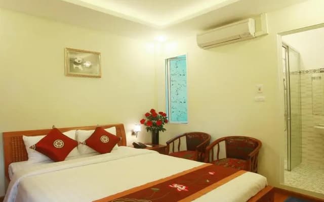 Camellia 5 Hotel - photo 2