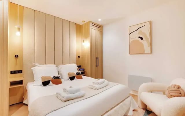 Authentic Apartment - 3br/6p - Moulin Rouge - photo 3