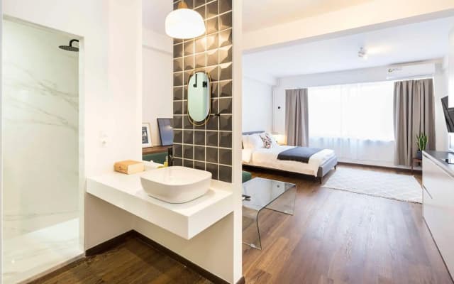 Athens' Best Location- Stunning & Spacious Studio - photo 5