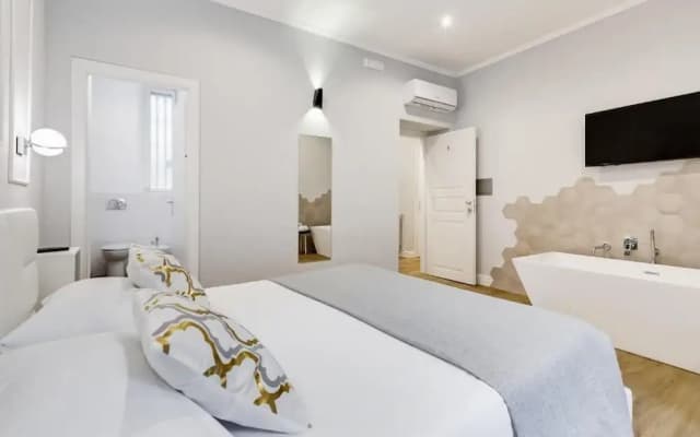Opera Private Suites - photo 5