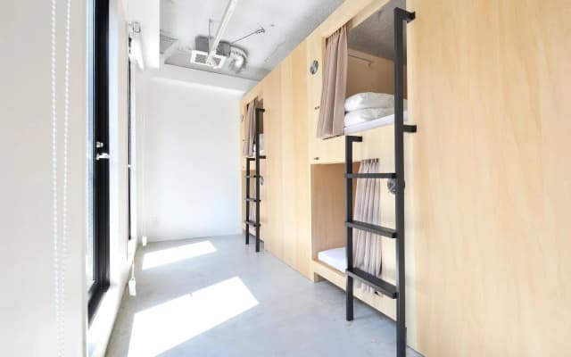Catalyst Art Hotel - photo 2