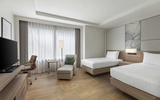 Courtyard by Marriott Bangkok - photo 3