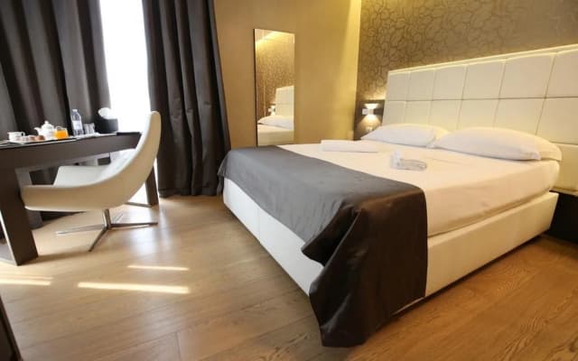 Baviera Hotel - photo 2