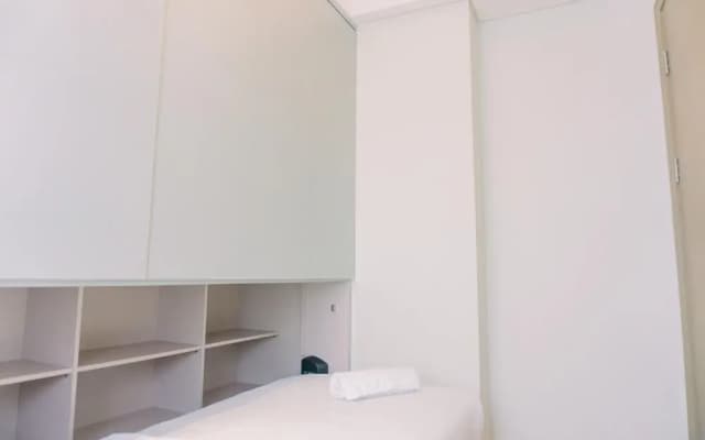Comfort And Nice 2Br At Gold Coast Apartment - photo 5