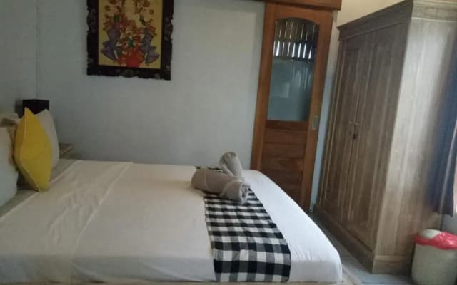 Candra Surf Homestay - photo 4