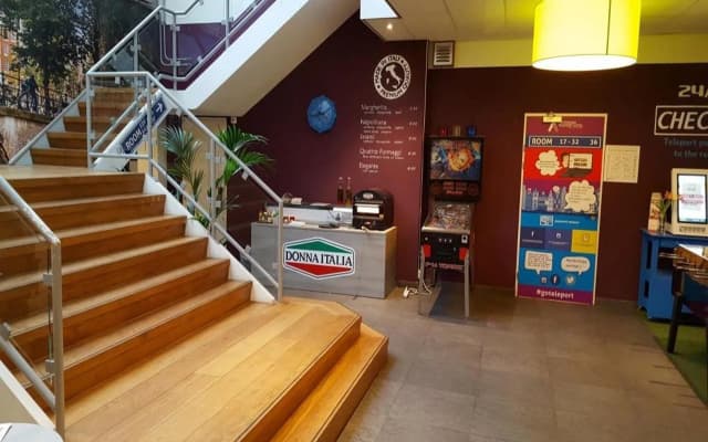 Amsterdam Teleport Hotel - photo 2