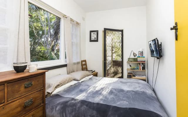 Bohemian Chic 2 Bed Bondi Beach Apartment - photo 5