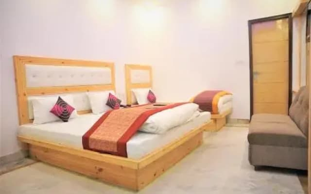 UNV Hostel - photo 2