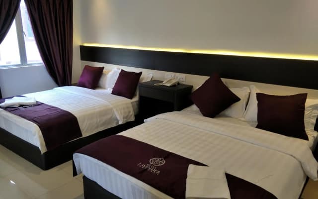 Hotel Lavender Senawang - photo 3