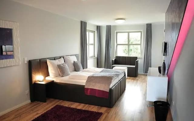 Inn Hotel Berlin - photo 2