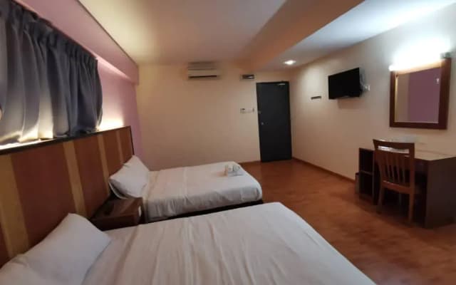 Sweet Star Hotel - photo 2