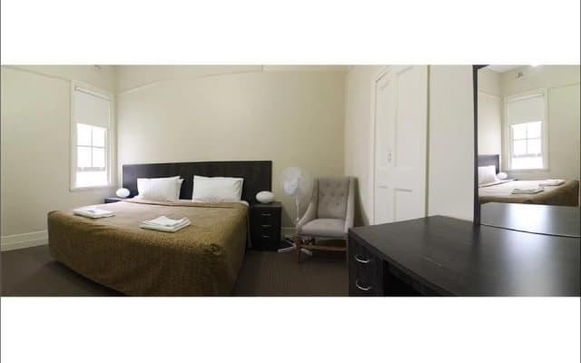 Keg & Brew Hotel - photo 5