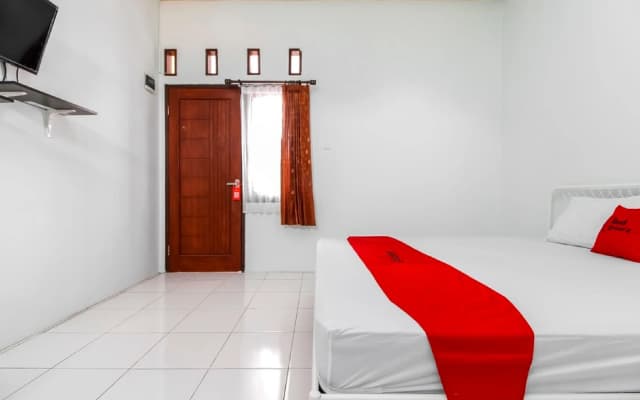 RedDoorz @ Jagakarsa 2 - photo 2