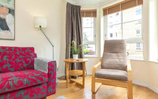 Dicksonfield Apartment Edinburgh - photo 2