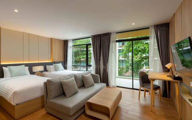 Wyndham Garden Naithon Phuket - photo 2