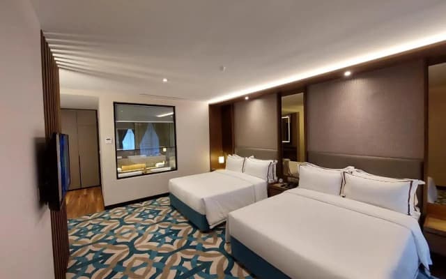 Christee Suites Hotel - photo 5