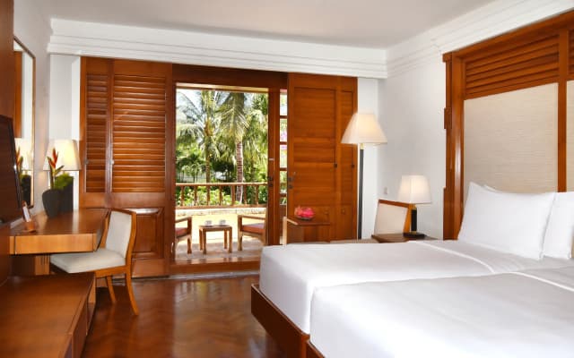Nusa Dua Beach Hotel and Spa - photo 5