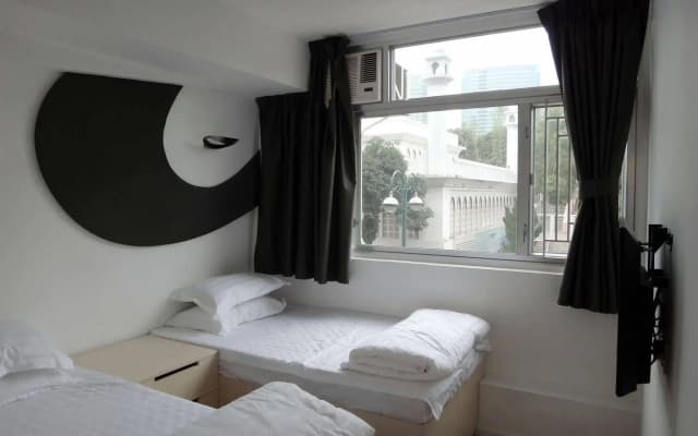 Panda's Hostel - Elegant - photo 4