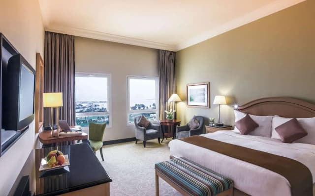 Mövenpick Hotel Doha - photo 4